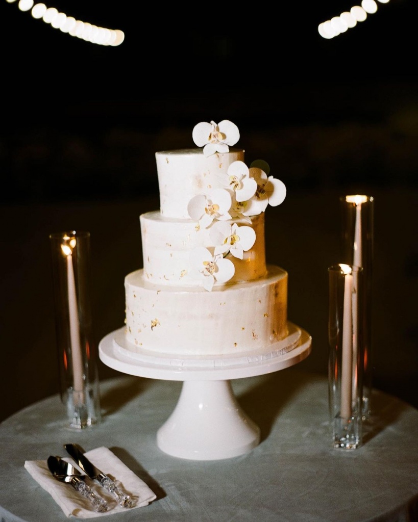 Glamorous Wedding Cakes