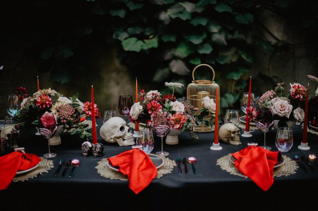 45 Creative Ideas For Halloween Wedding You Should Know ️ Blog Wezoree