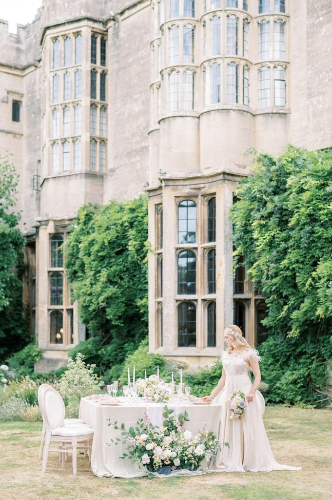 19_thornbury castle summer wedding inspiration.jpg