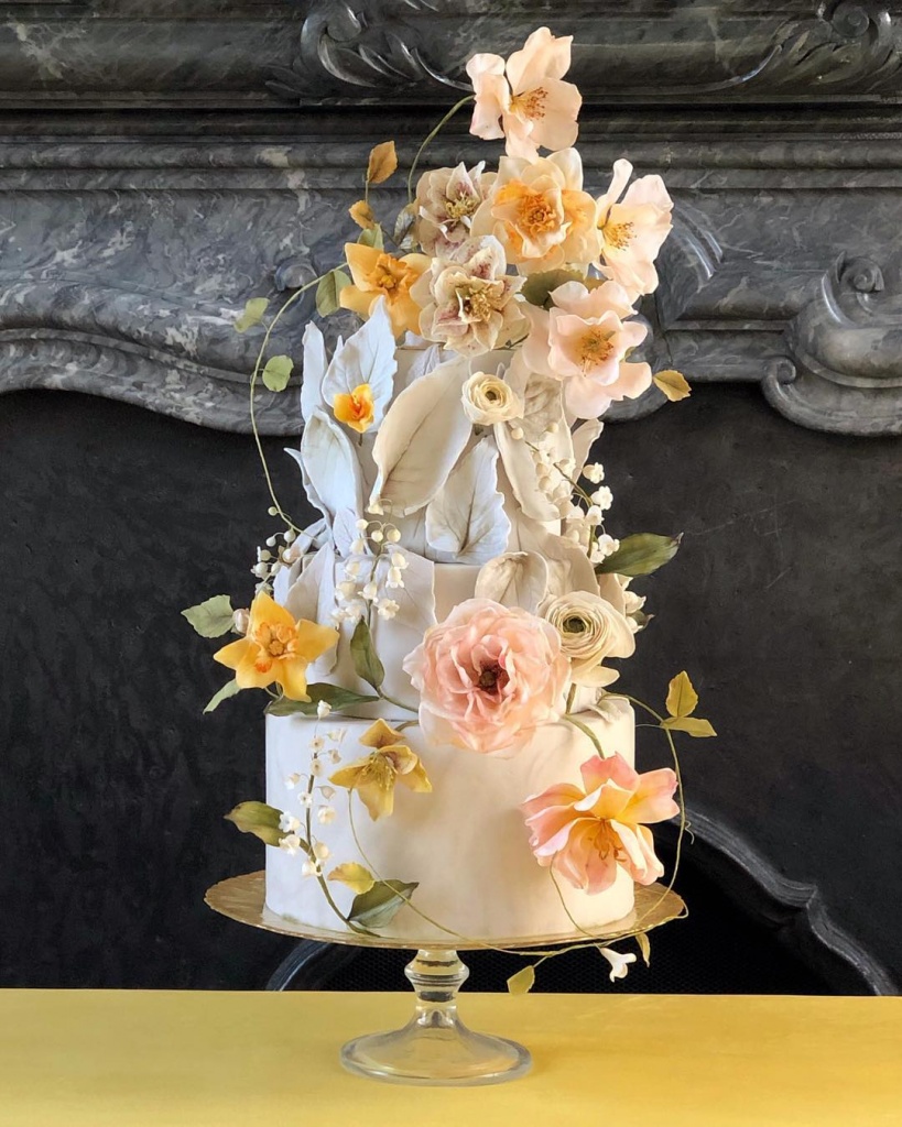 Sculptural Wedding Cakes