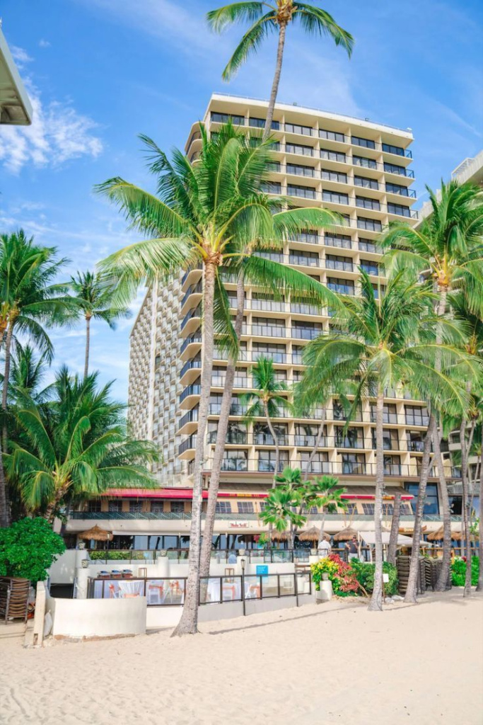 46_OUTRIGGER Waikiki Beach Resort.jpg