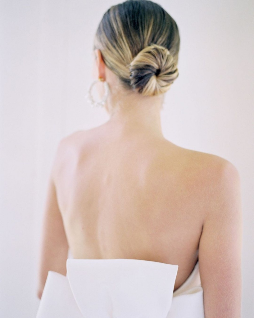 Classic Low Chignon 