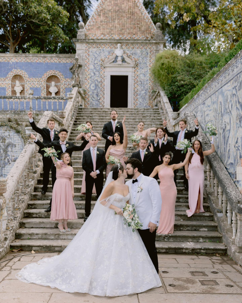 5_portugalweddingphotographer_1685440337_3114021713024724663_2059818867.jpg