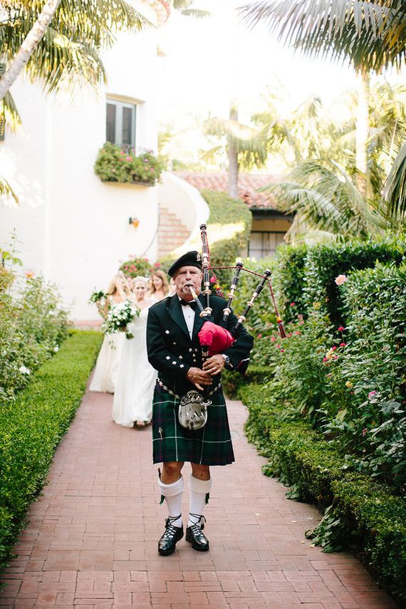 4_Classic Santa Barbara beachside wedding _ Elegant wedding _ 100 Layer Cake.jpg