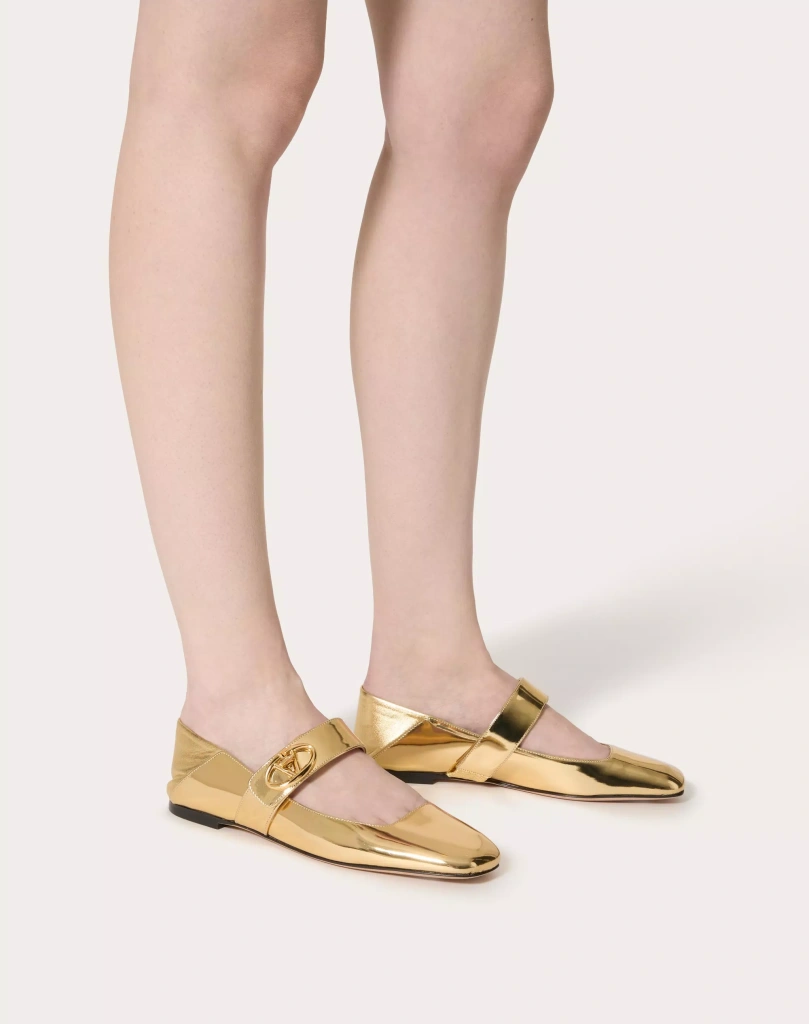 12_VLOGO-LOCKER-MARY-JANE-BALLERINA-IN-MIRRORED-CALFSKIN.jpg