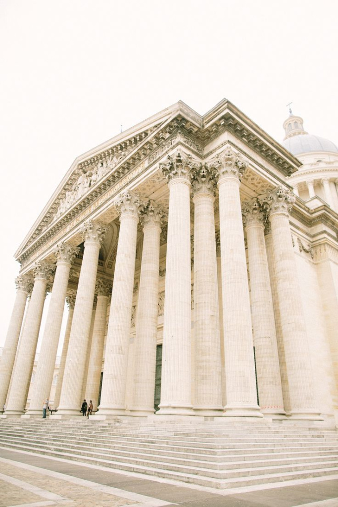 25_TRAVEL GUIDE _ PANTHEON PARISIAN ARCHITECTURE (2).jpg