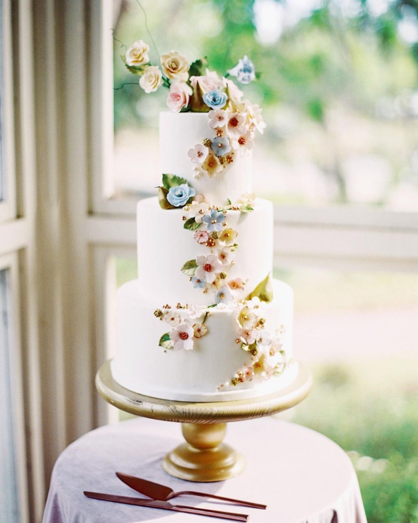 Floral Wedding Cakes