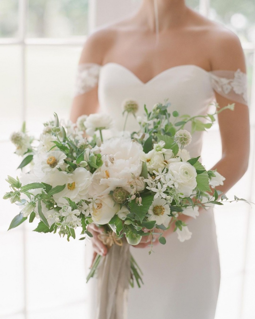Daisies in Bridal Bouquet