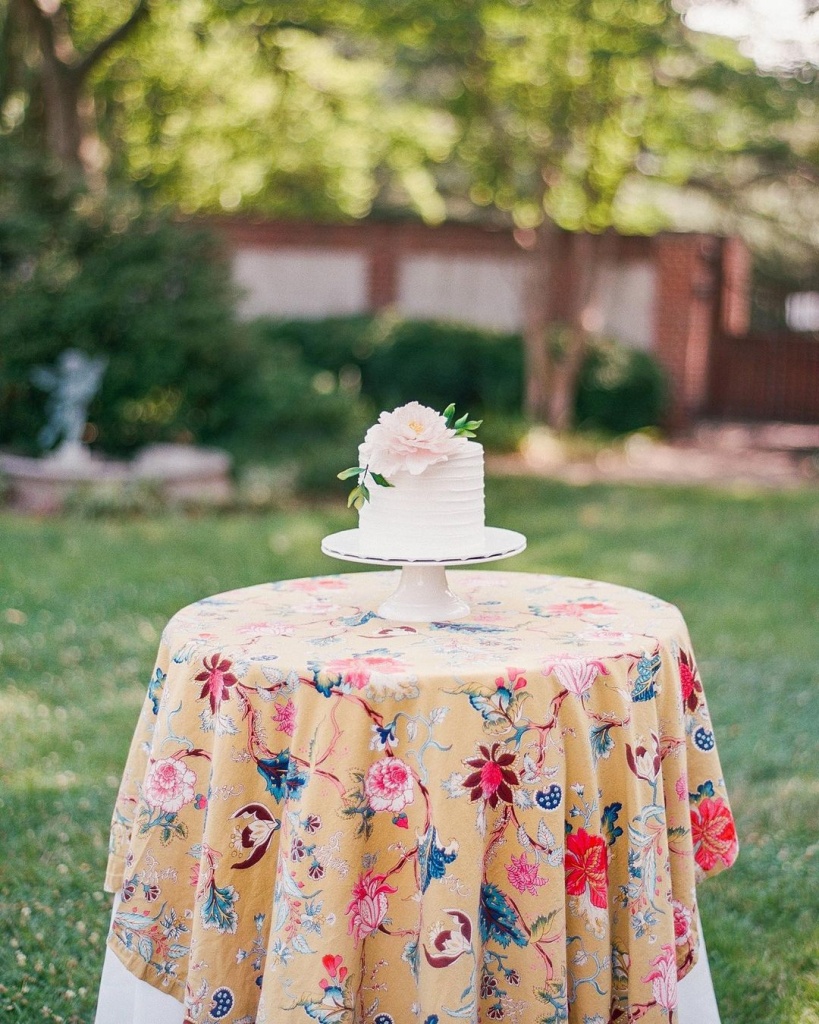 One-Tier Wedding Cakes