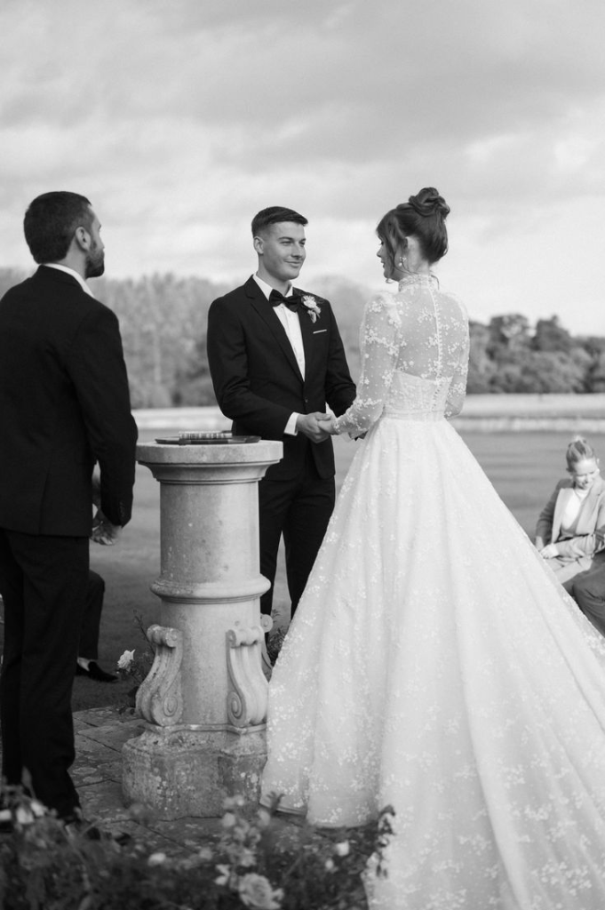 7_Irish fall wedding inspiration at the spectacular Luttrellstown Castle _ Dublin Wedding Inspiration _ Gallery _ Item 72.jpg