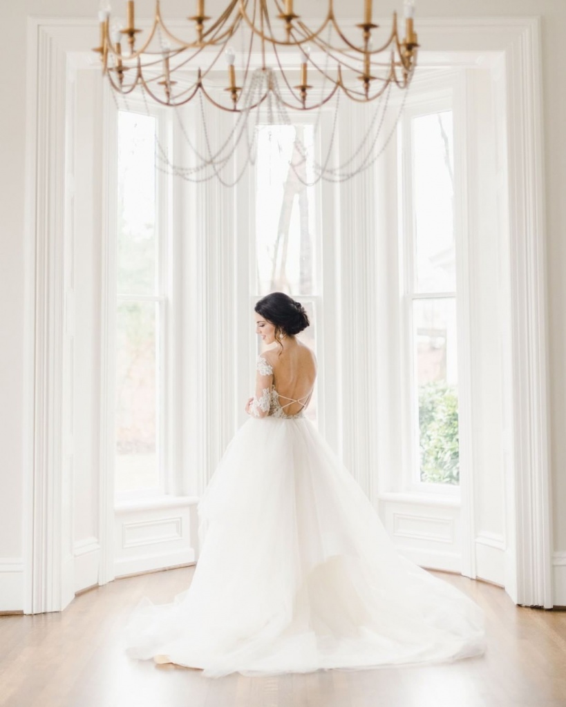 Top 5 poses for brides