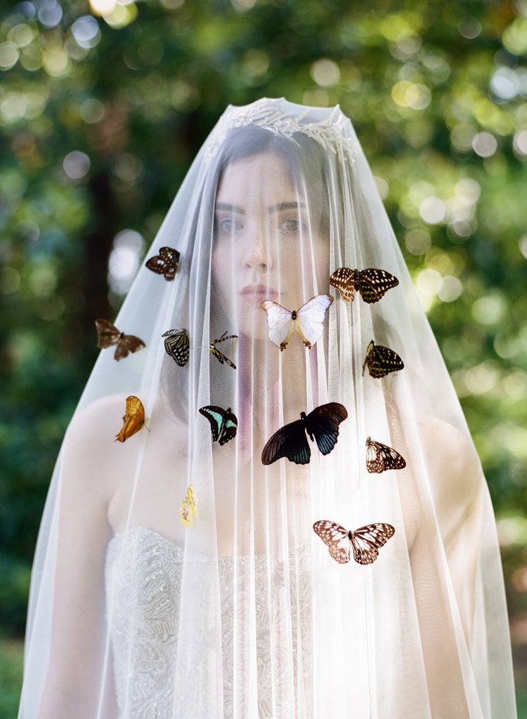 butterflies-at-weddings-fine-art-film-trendy-bride-28-min.jpg