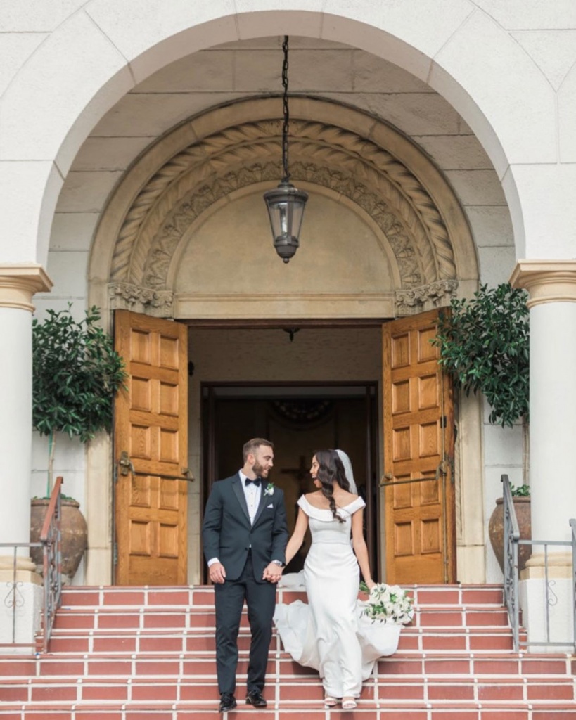 A professional wedding photographer in San Diego