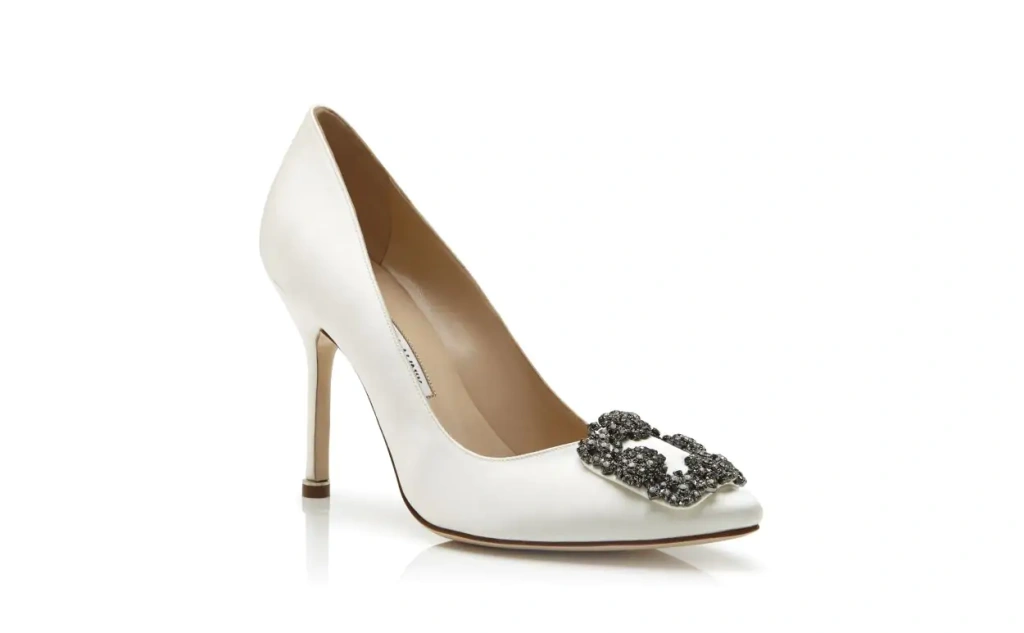 28_b35e59bda098ece2ca33b219ade32d1e1ad65644_designer-women-white-satin-jewel-buckle-pumps-hangisi_53.jpg