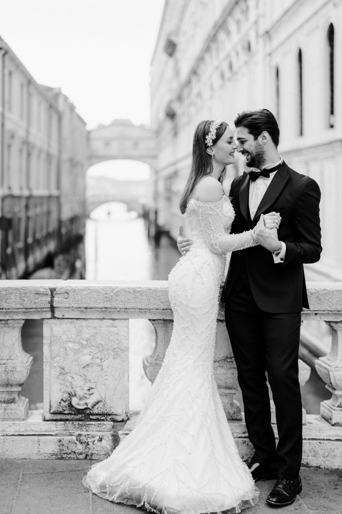 15_wedding-photographer-in-Venice-Italy-09521 (1).jpg