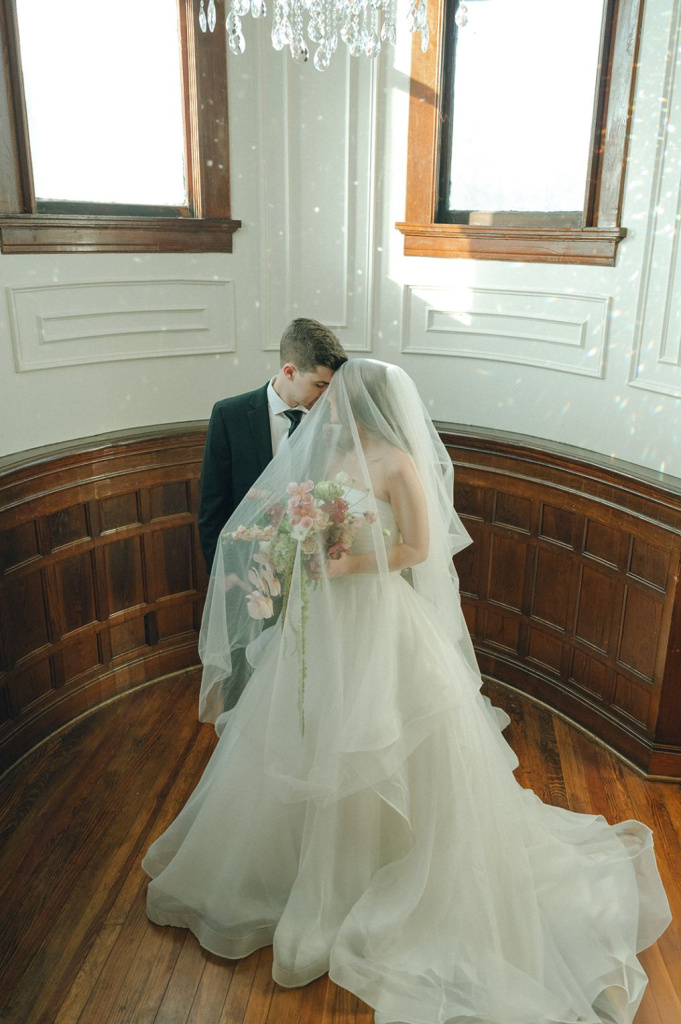 preview-photographers-93-wedding-collective-portfolio-photo-451563.jpg