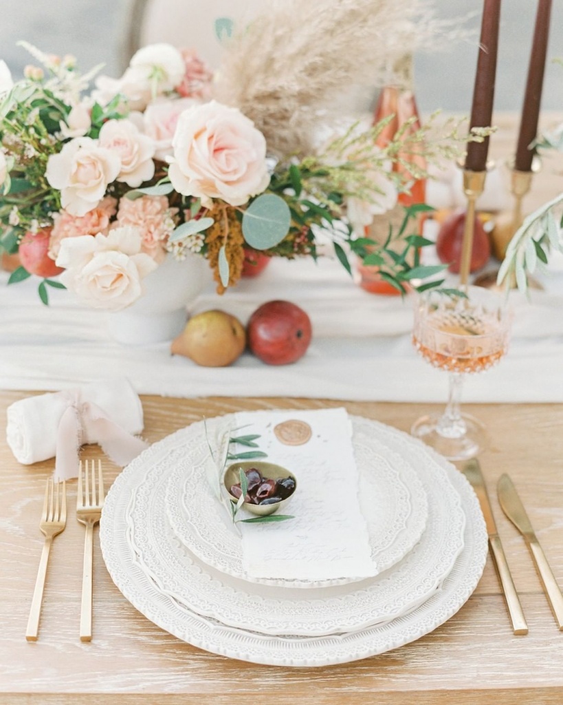 Add Fruit and Pumpkins to Your Fall Place Setting