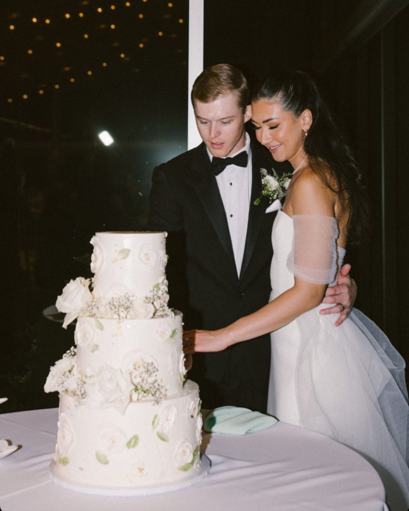 Cake Cutting Songs for Weddings