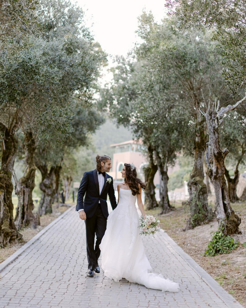 15_portugalweddingphotographer_1719908103_3403158285727264329_2059818867.jpg