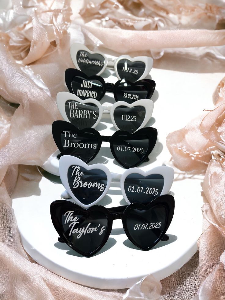 19_Personalised-wedding-sunglasses_-White-sunglasses-_-black-sunglasses-_-pink-sunglasses-_-green-su.jpg