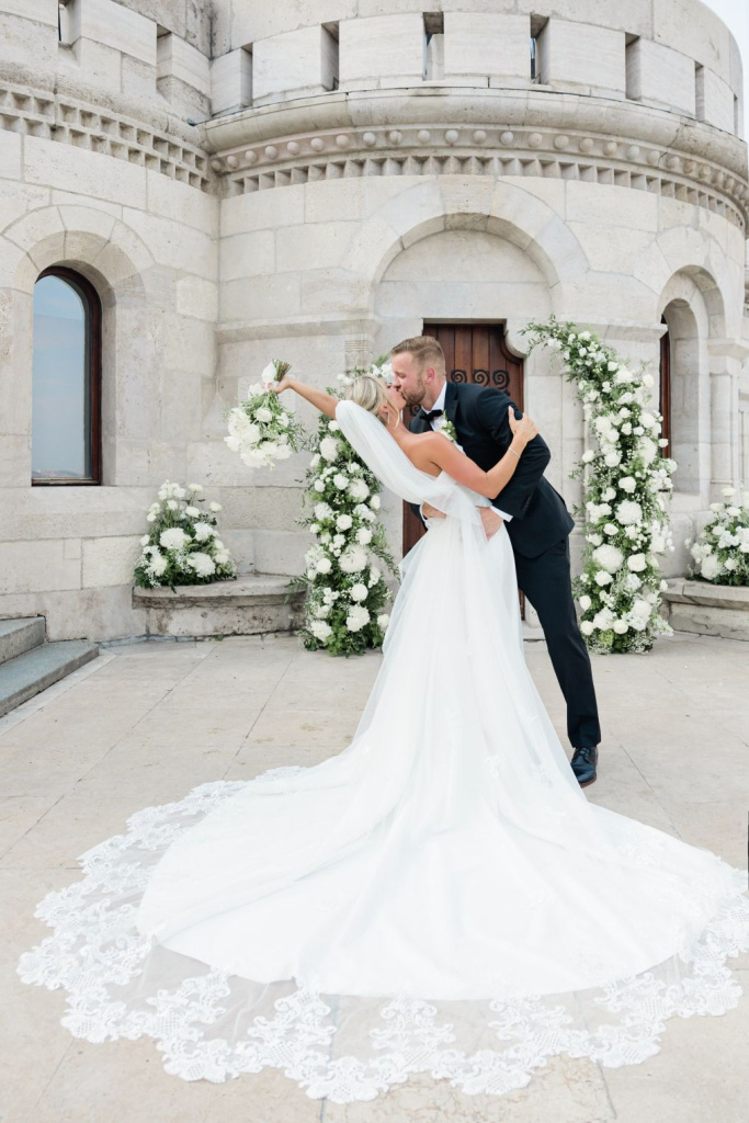 preview-photographers-bella-rose-wedding--portfolio-photo-456514.jpg