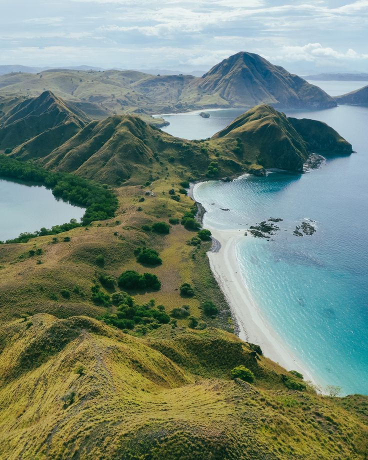 35_Komodo Islands, Indonesia 2658x3323.jpg