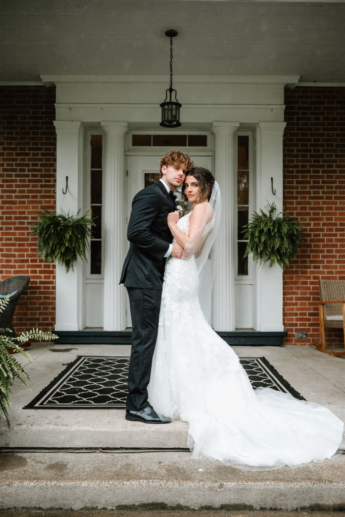 33_NolanSkye-Wedding-Kentucky-KeelyNicholePhotography350_websize.jpg