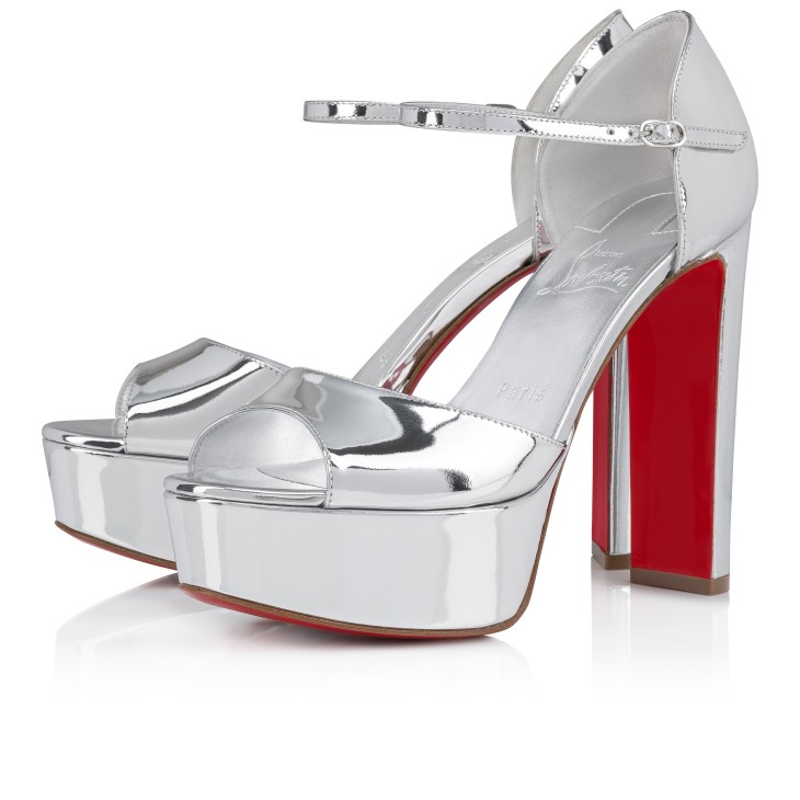 6_3240090s211-3240090s211-main_image-ecommerce-christianlouboutin-sandaloo-3240090_s211_1_1200x1200_202402010721.jpg