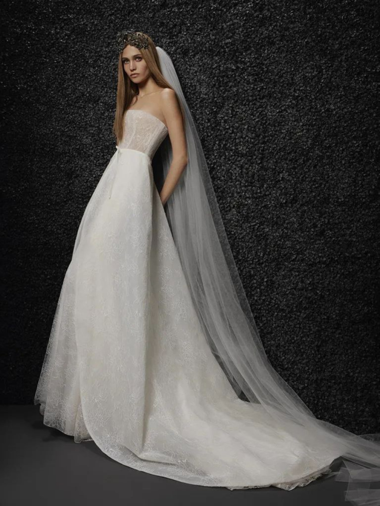 Blog - Vera Wang: queen of classic elegance and modern designs - Where  Wedding