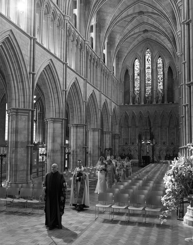 23_Southwark cathedral wedding_ Luxury London Wedding Photographer Yazmine May_ (1).jpg