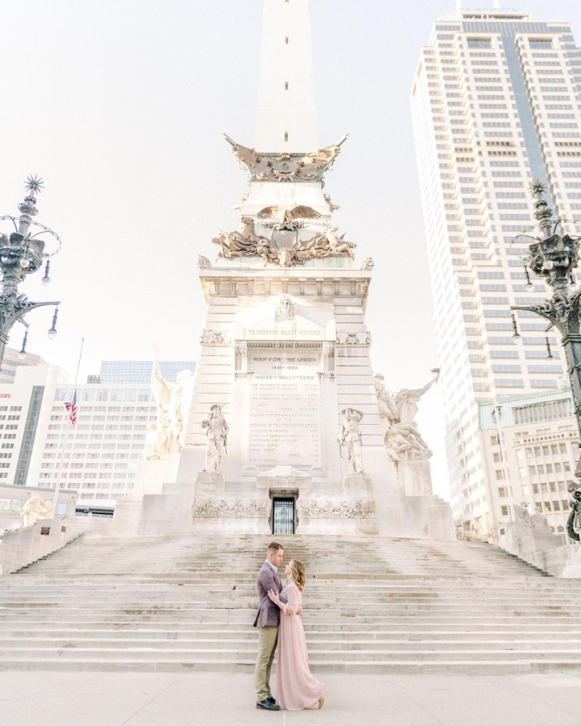 A professional wedding photographer in Indianapolis