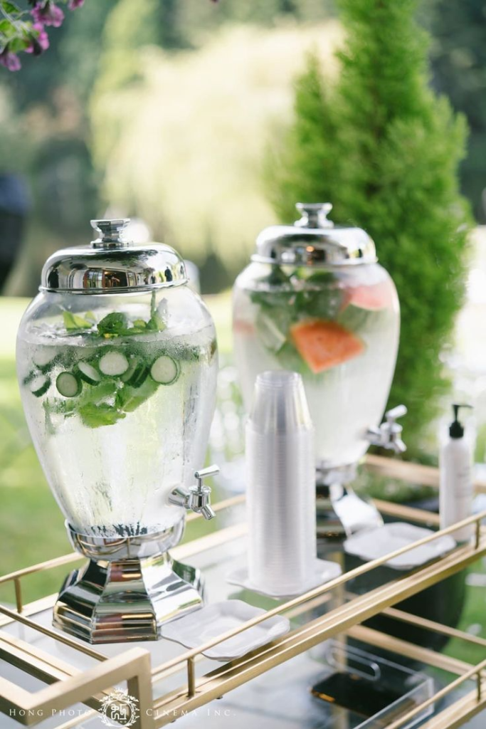 43_Elegant Water Station For Your Summer Wedding.jpg