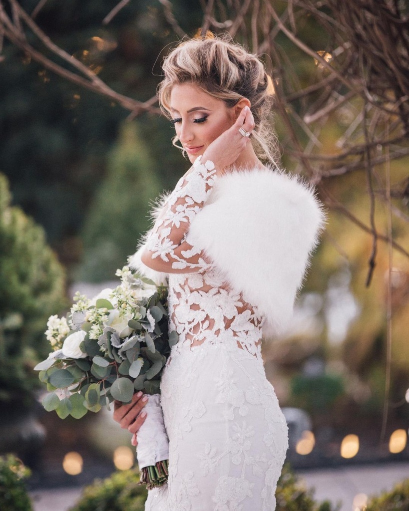 Textured Updos For Brides With Thin Hair