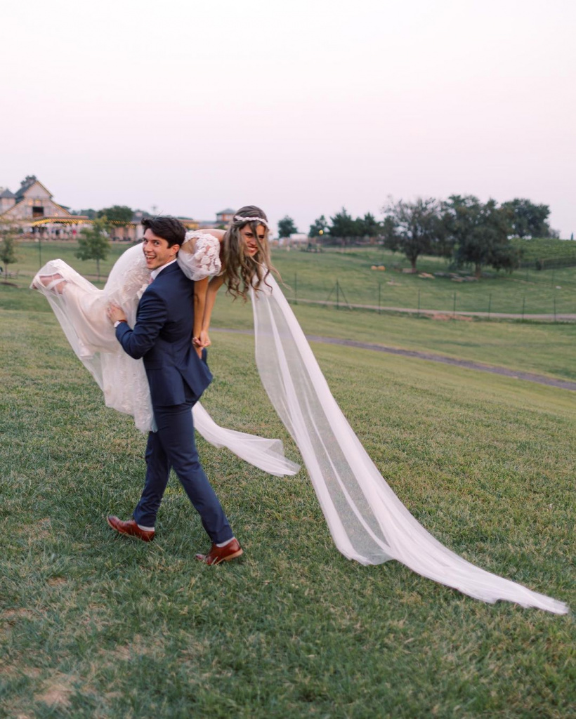 Solo Bridal Poses That Are Goddamn Hypnotizing!