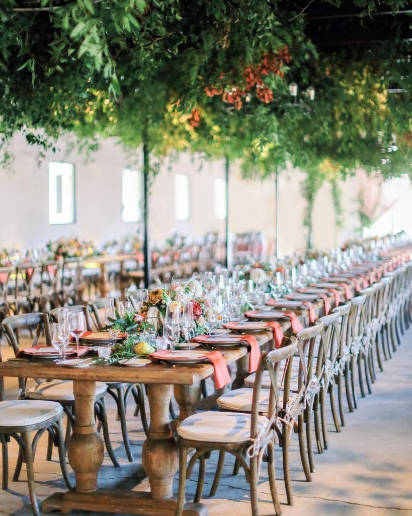 10 Awesome Expert Tips To Make The Most Of Your Wedding Catering