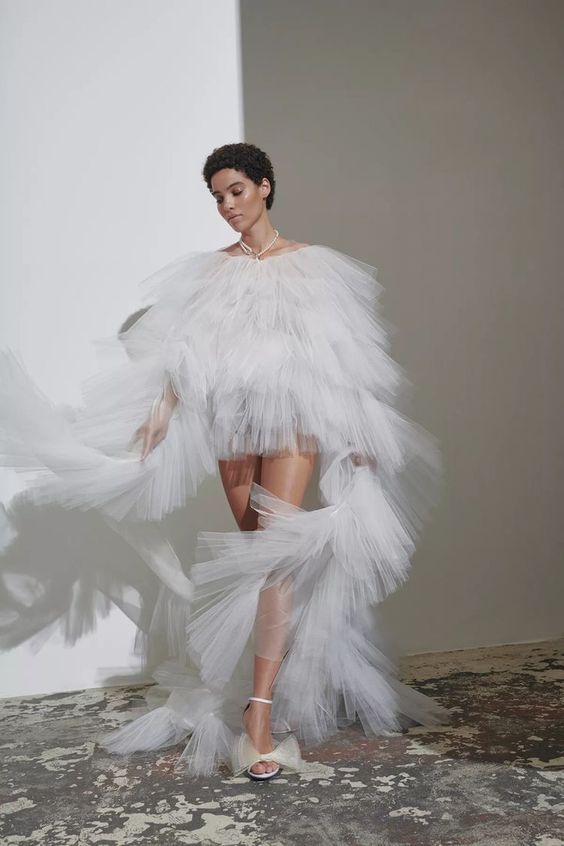 Wedding-dress trends you'll see everywhere in 2023, from feathers