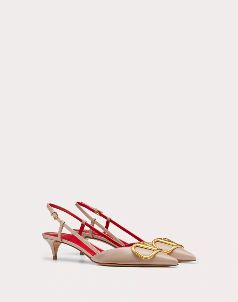 14_VLOGO-SIGNATURE-CALFSKIN-SLINGBACK-PUMP-40MvcM.jpg