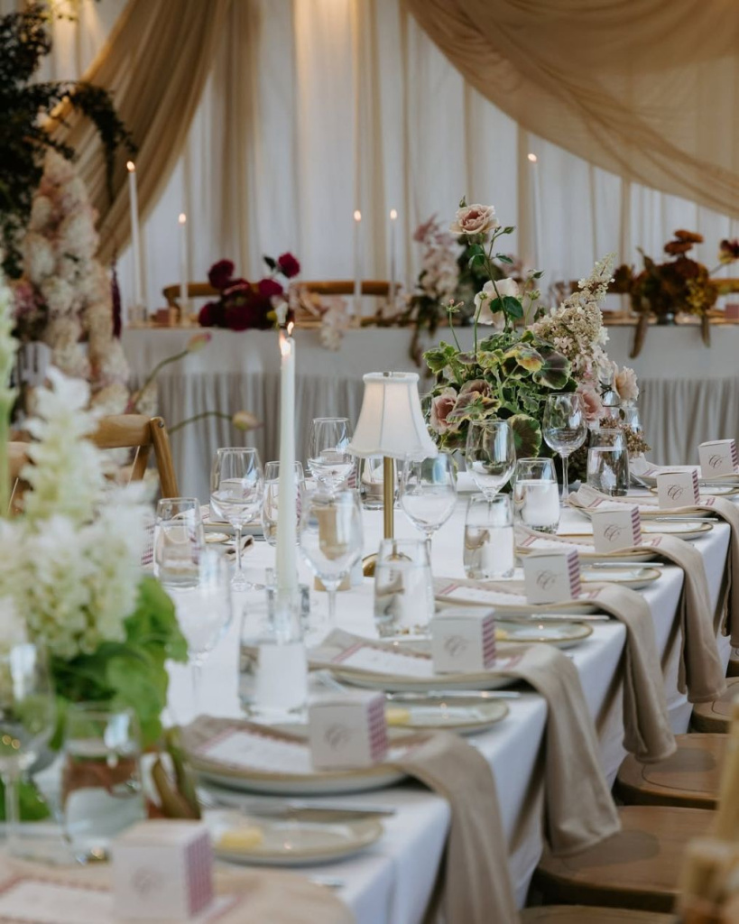 preview-florists-mrs-gibbons-flowers-portfolio-photo-493652.jpg