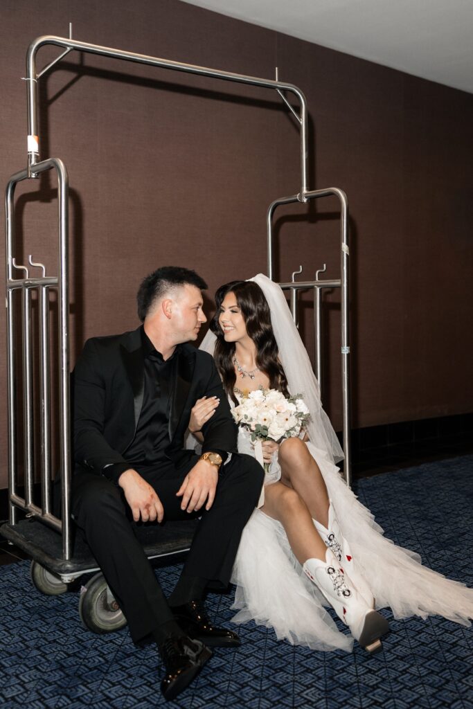 39_Getting-Eloped-in-Las-Vegas-Cierra-Mason-Risky-Exposure-Photography-Las-Vegas-Elopement-Photographer-38-683x1024.jpg