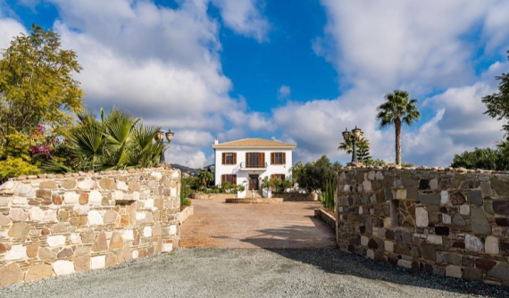 L’Chateau