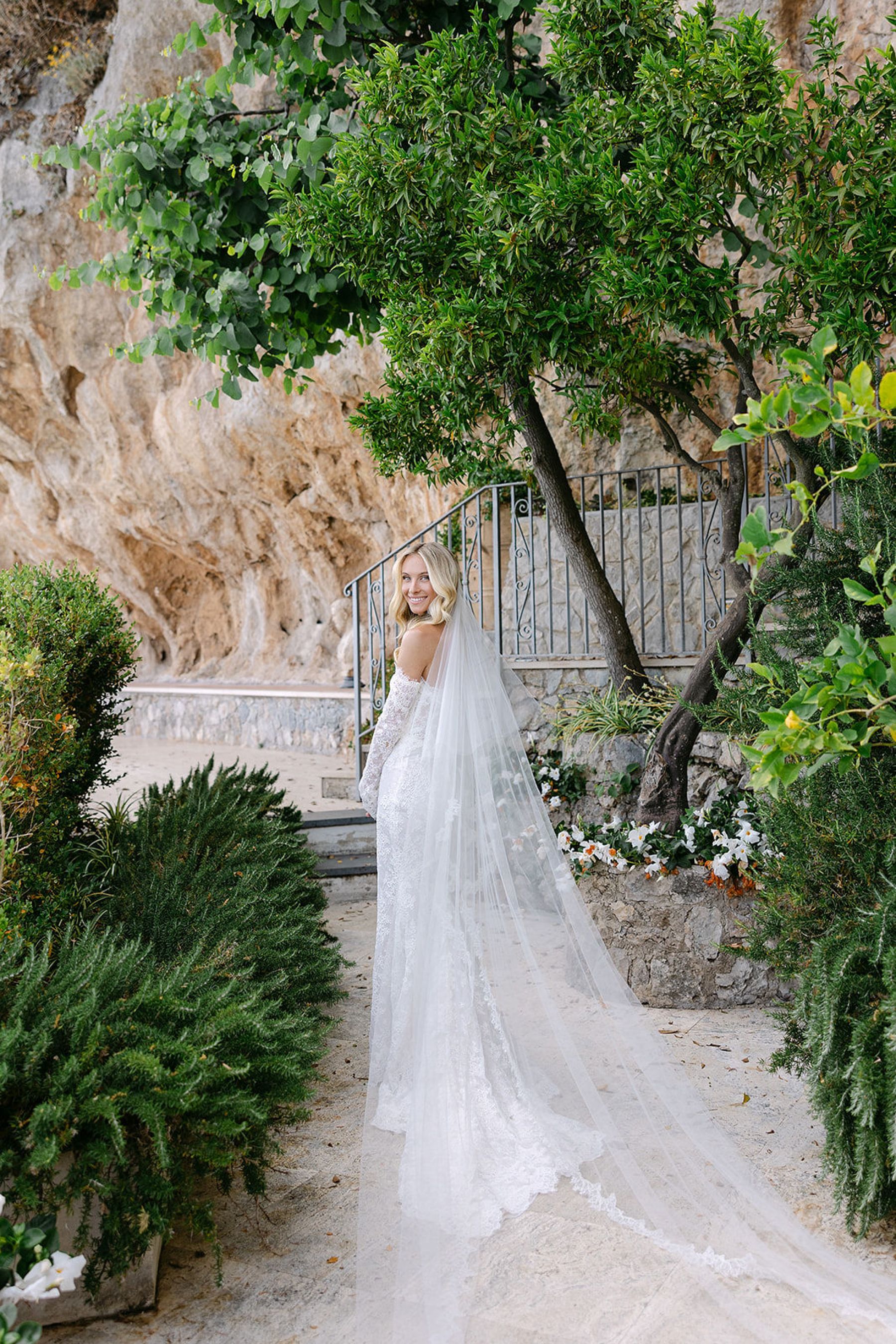 Daniella and Thomas's Timeless Italian Wedding at Villa La Rondinaia photo