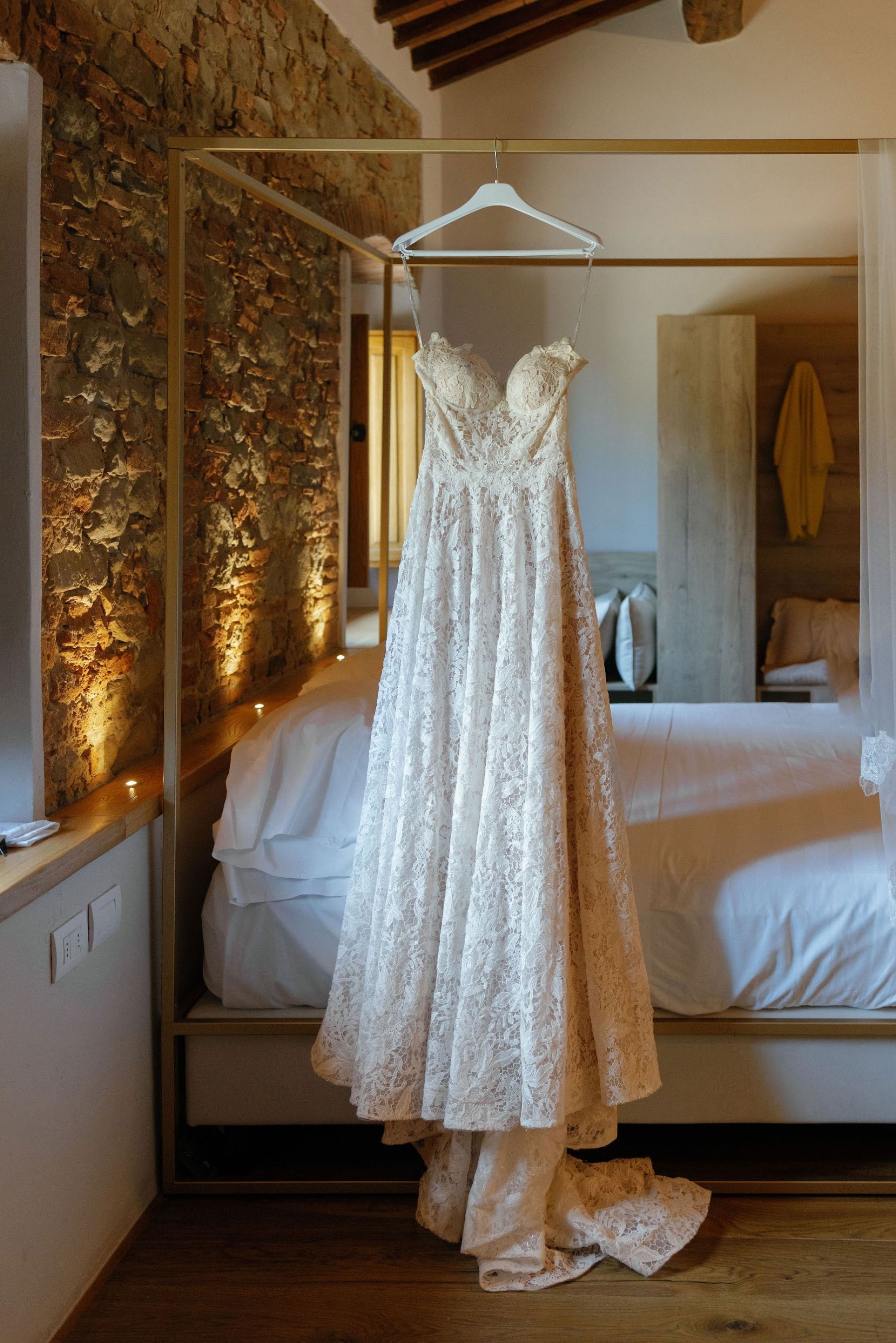 A Secret Fairy Garden and Tuscan Romance: Ksenia &amp; Stefano's Wedding at Villa Barberino photo