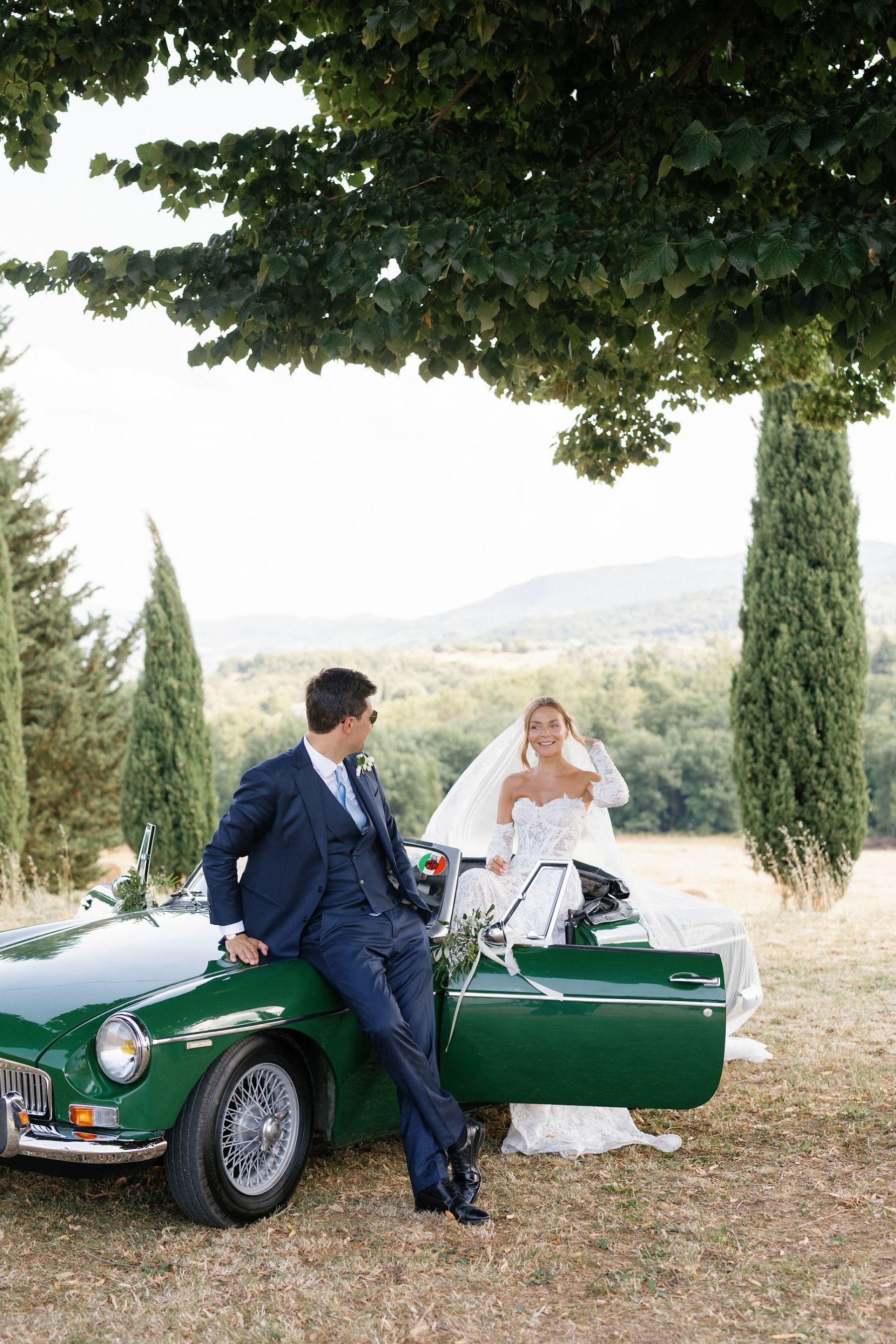A Secret Fairy Garden and Tuscan Romance: Ksenia &amp; Stefano's Wedding at Villa Barberino photo