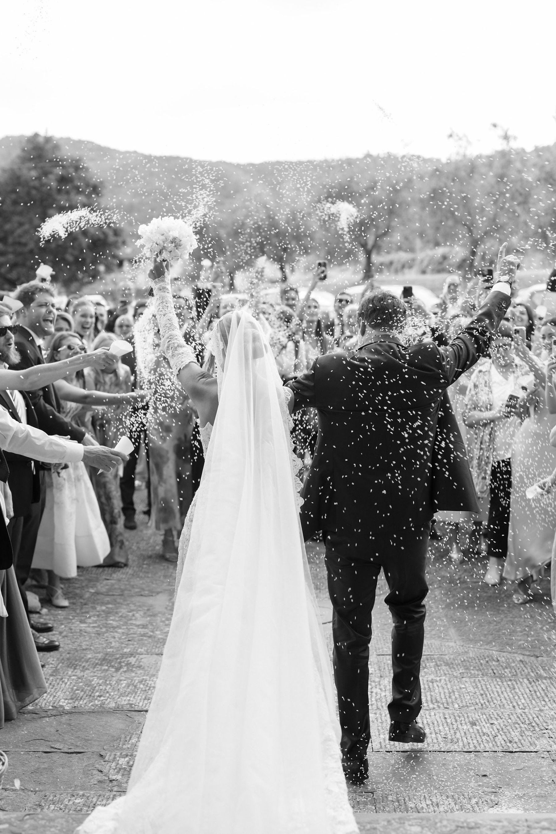 A Secret Fairy Garden and Tuscan Romance: Ksenia &amp; Stefano's Wedding at Villa Barberino photo