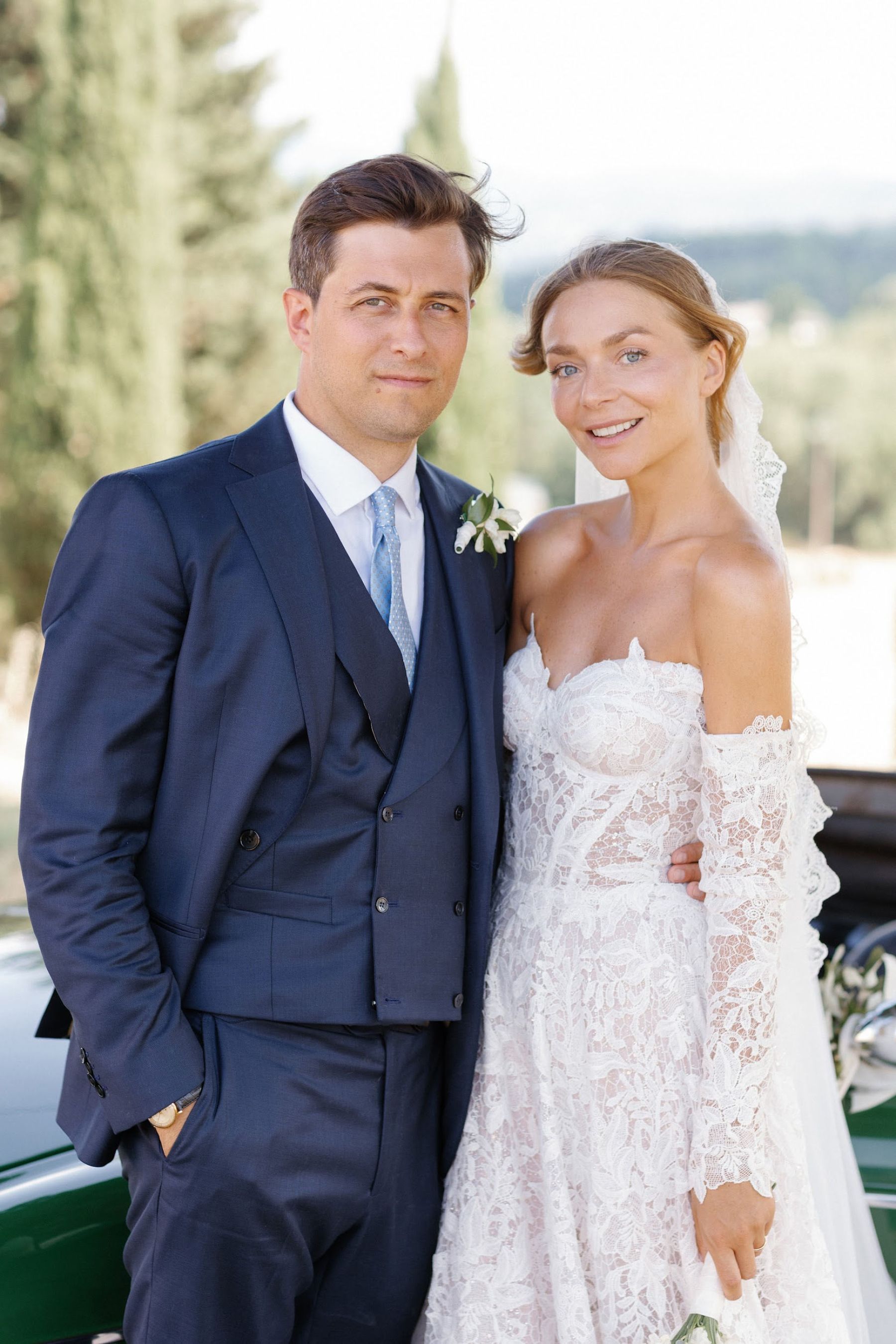 A Secret Fairy Garden and Tuscan Romance: Ksenia &amp; Stefano's Wedding at Villa Barberino photo
