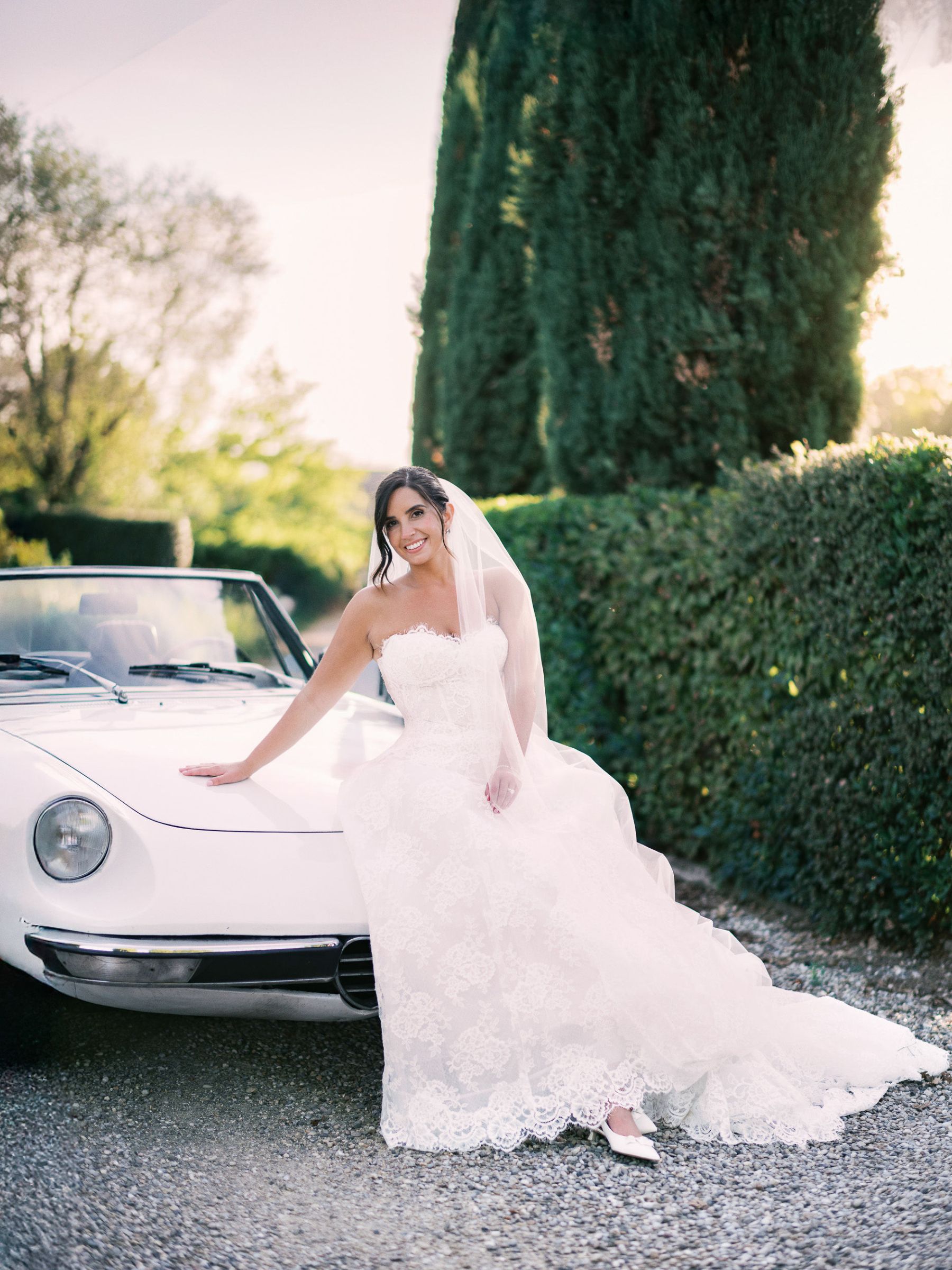 Vines, Vows &amp; Vintage Blooms: Hannah &amp; Timothy's Tuscan Wedding at Ombroneta photo