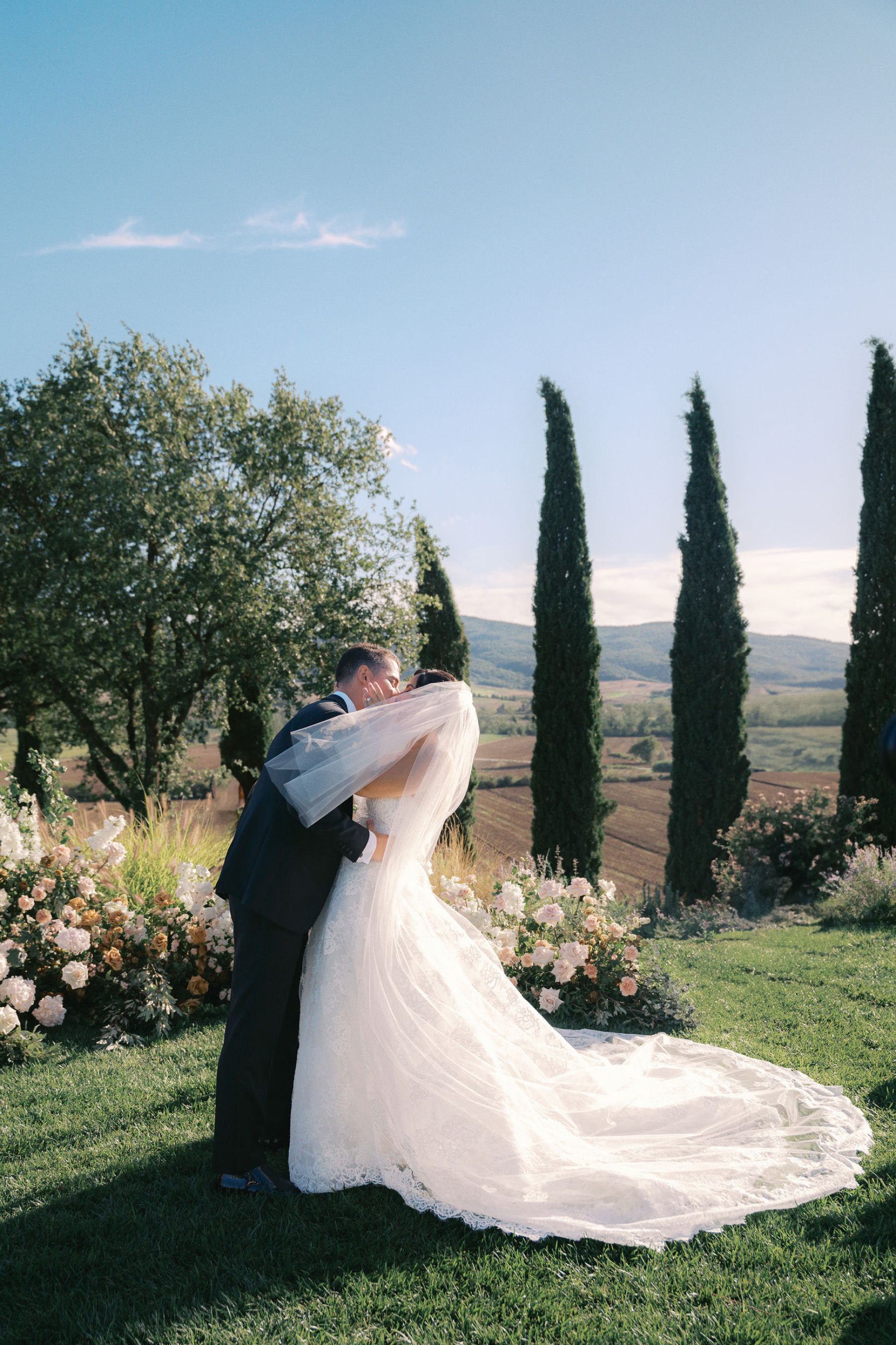 Vines, Vows &amp; Vintage Blooms: Hannah &amp; Timothy's Tuscan Wedding at Ombroneta photo