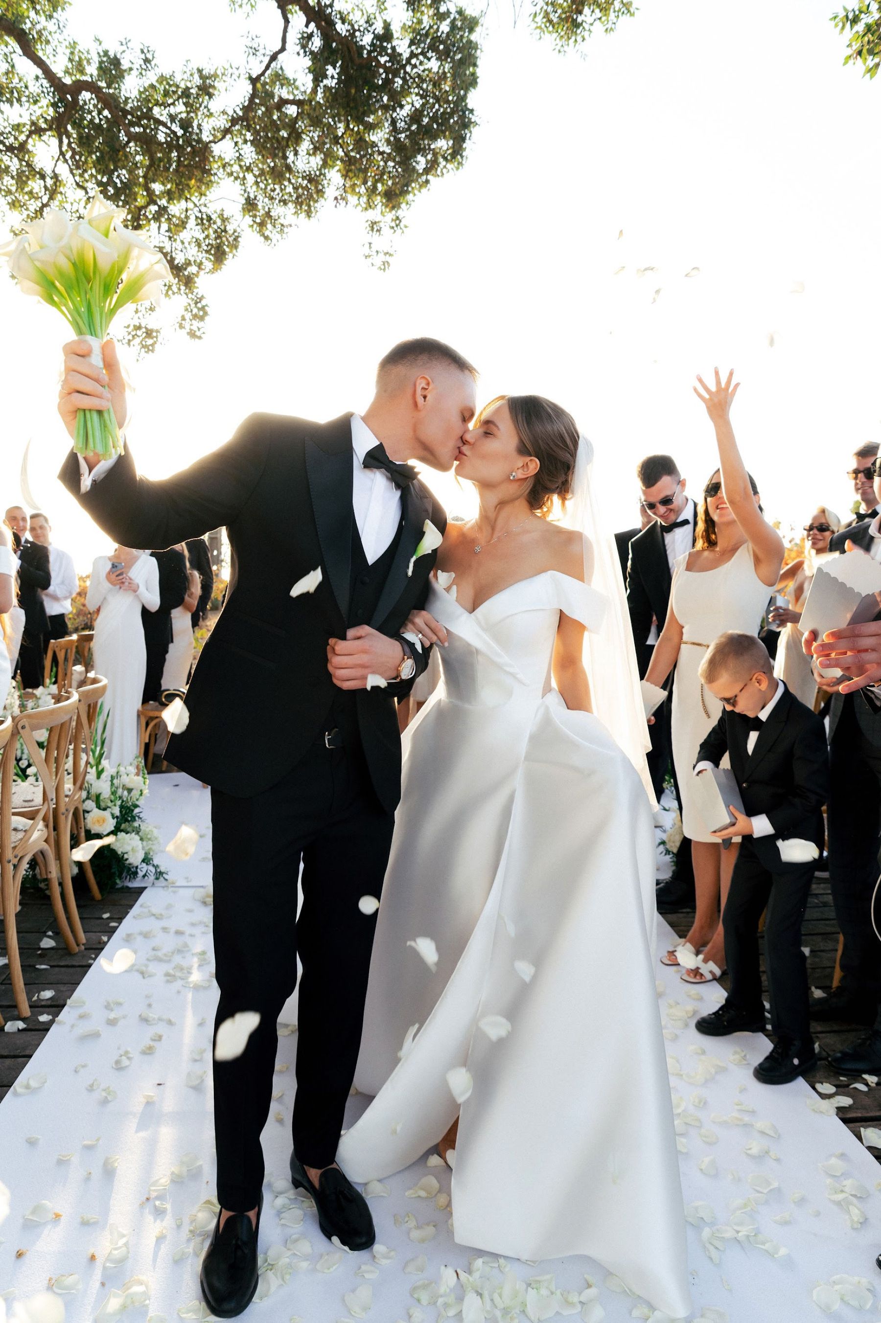 Mila &amp; Andrei's "Expensive Simplicity" Wedding at Hotel Casa Palmela, Portugal photo