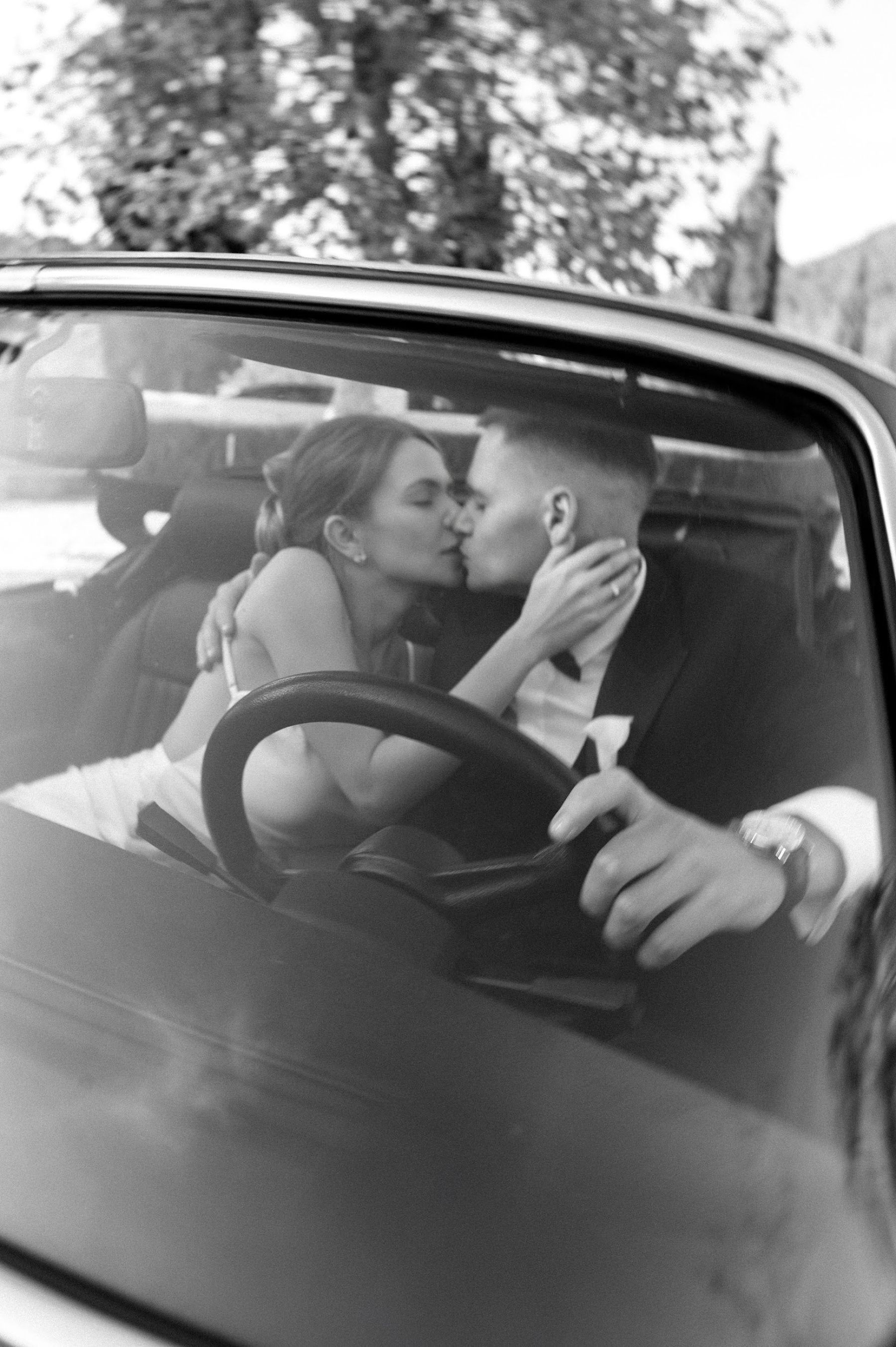 Mila &amp; Andrei's "Expensive Simplicity" Wedding at Hotel Casa Palmela, Portugal photo