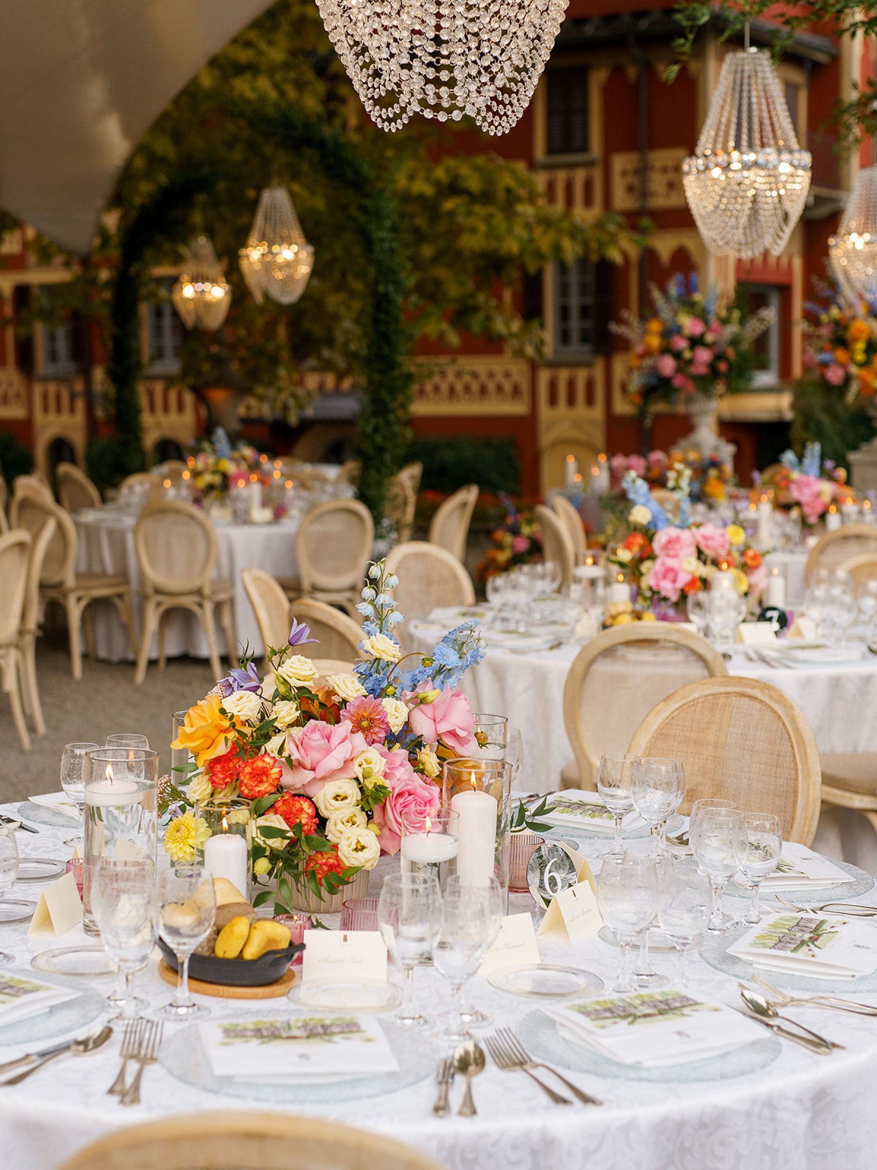 Madison &amp; Rotimi's Wedding at Villa D'Este: One Wooden Boat, 125 Guests, and Florals Nobody Expected photo